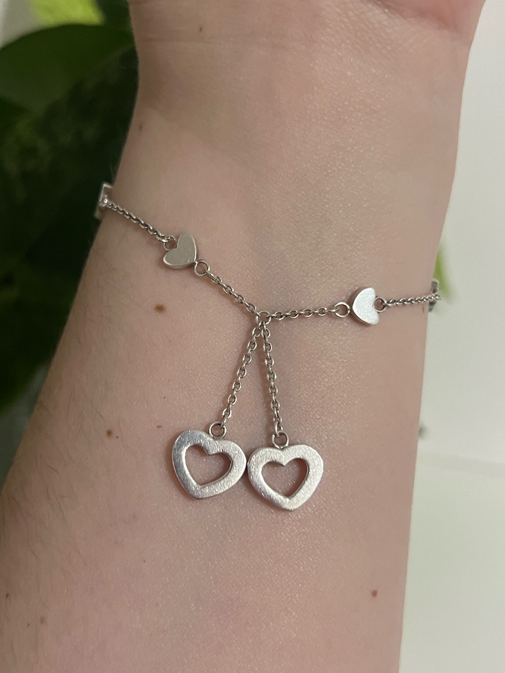 Authentic Tiffany & Co. Lariat Heart Link Station Bracelet, 925, 7.5”